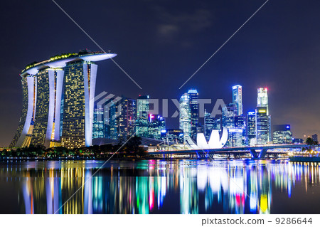 Singapore city skyline at night 9286644