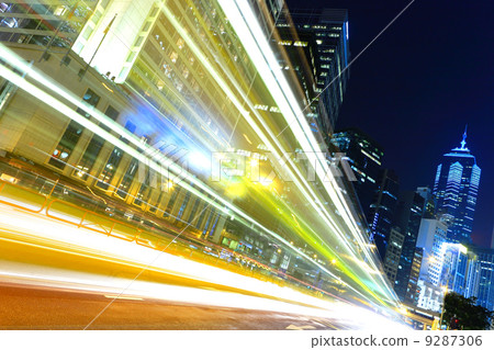 traffic in city at night traffic in city at night 9287306