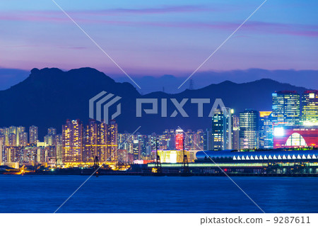 Urban city in Hong Kong at night 9287611