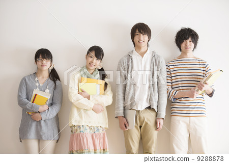 Smiling college student 9288878
