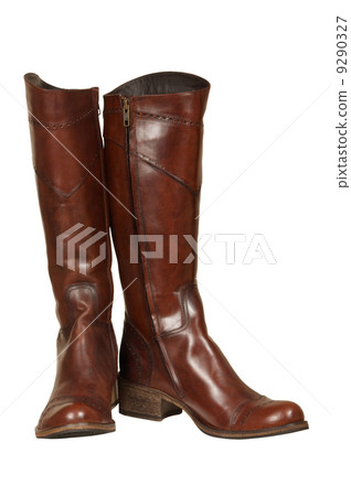 fashionable leather boots 9290327