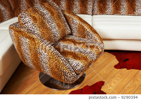 Fashionable spotty armchair 9290394