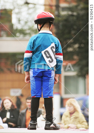 The young bicyclist 9290415