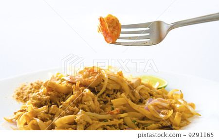 famous thai food, pad thai 9291165