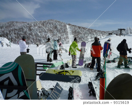 Ryuo ski park snowboarders Ryuo ski park snowboarders 9315619