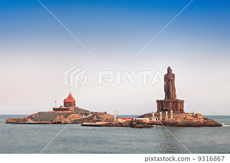 Vivekananda and Thiruvalluvar statues 9316867