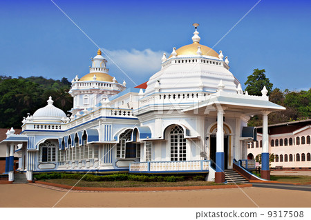 White temple 9317508