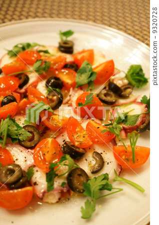 Octopus and olive carpaccio 9320728