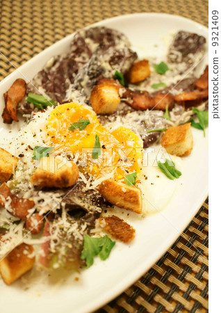 Red Romaine lettuce Caesar salad Red Romaine lettuce Caesar salad 9321409