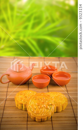 Chinese moon cake traditional food for Chinese mid-autumn festiv Chinese moon cake traditional food for Chinese mid-autumn festiv 9323154