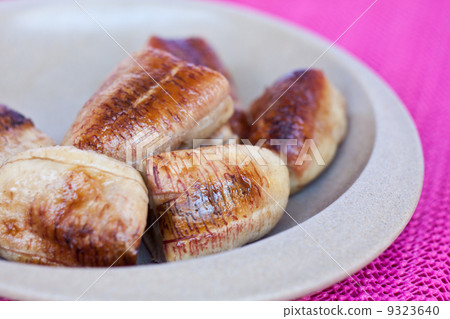 Roasted banana 9323640