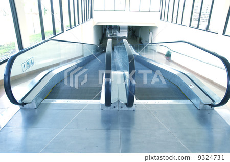 escalator escalator 9324731