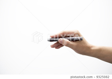 有激光尖的男性手 9325082