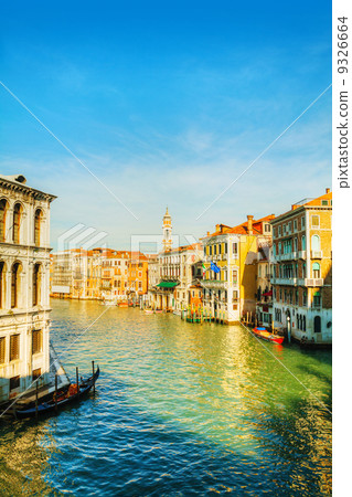View to Grande Canal in Venice from the Rialto bridge 9326664
