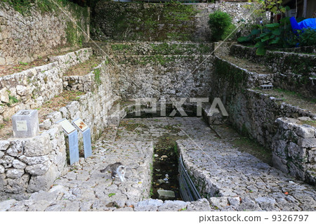 首裡的金城愛河 9326797