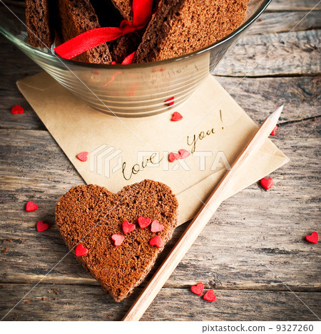 Card with Message and Chocolate Cookies 9327260