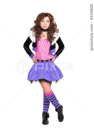 Attractive little girl Attractive little girl 9329808