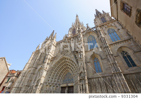 西班牙巴塞羅那Santa Eulalia大教堂 9331304