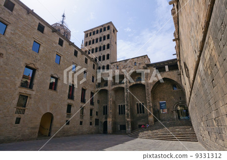 Spain square of King Barcelona 9331312