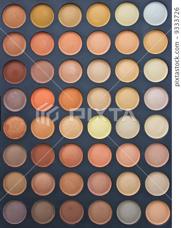 Colorful Eye Shadow Make Up Palette With Brush. 9333726