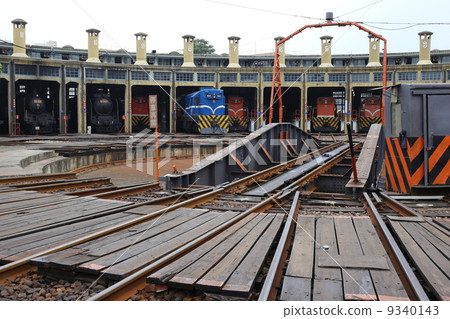 A fan-shaped garage of Taiwan Changhua 9340143