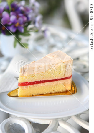 Orange cake 9340710