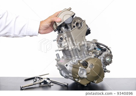 摩托車發動機的維護 9340896