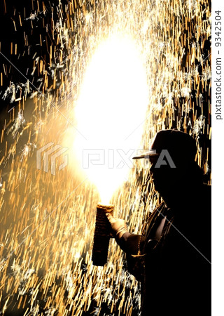 Hand fireworks 9342504