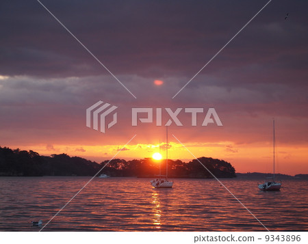 松島海岸的第一個日出 9343896