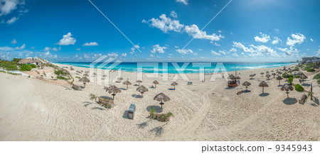 Dolphin Beach panorama, Cancun, Mexico Dolphin Beach panorama, Cancun, Mexico 9345943