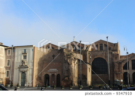 Basilica of Santa Maria della Geri e Dei Martiri 9347910