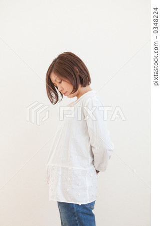 Mid-trimester anxiety Mid-trimester anxiety 9348224