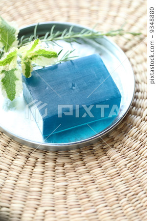 Soap   9348880