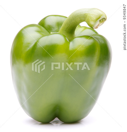 Green sweet bell pepper isolated on white background cutout 9349847