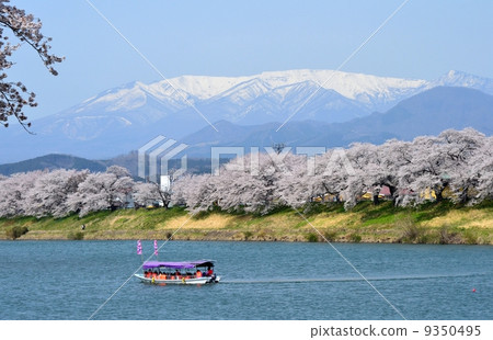 Zao's residual snow and first glance at Senbonzakura 9350495