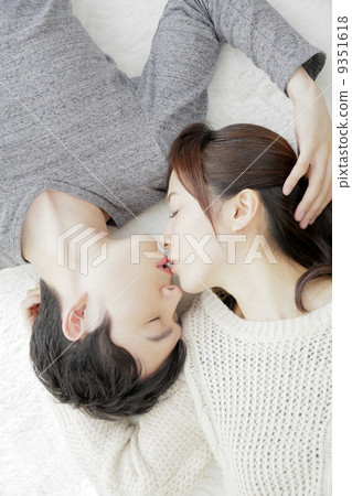 A couple A couple 9351618