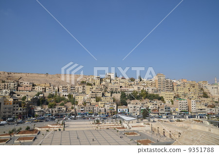 The streets of Amman 9351788