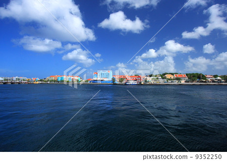 Curacao 9352250