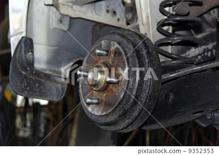 Automobile inspection of vehicle inspection, maintenance and repair Automobile inspection of vehicle inspection, maintenance and repair 9352353