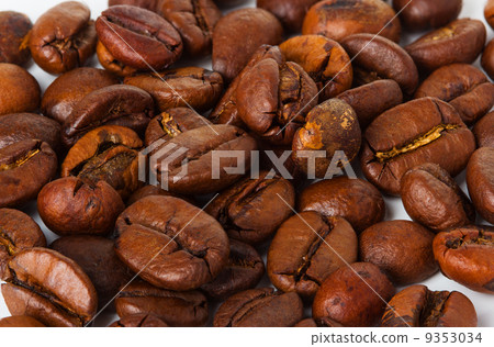 coffee beans background 9353034