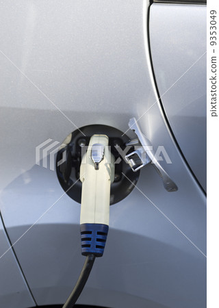 Electric car charging station 9353049