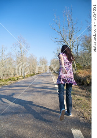 running on a lonely road 9354051