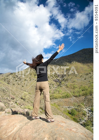 open arms at the valley 9354091