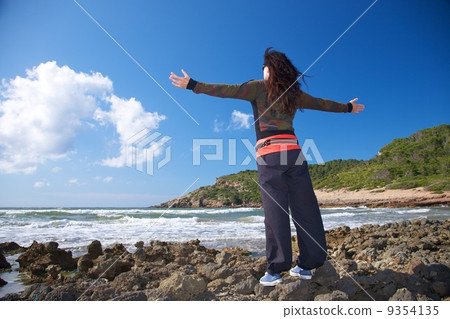 greeting clouds at beach 9354135