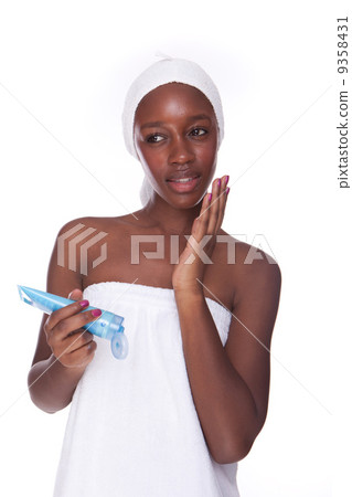 bathroom woman 9358431