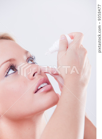 eyedropper 9358477