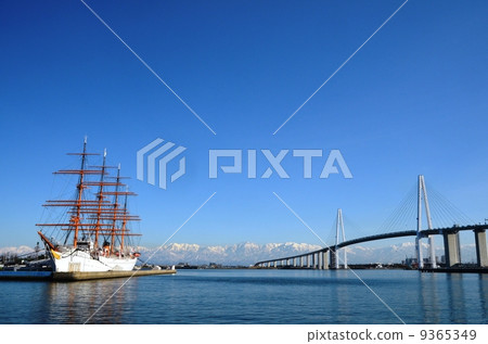 立山山脈和海女士·Kaio Maru 9365349