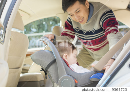 寶貝和父母 寶貝和父母 9365723