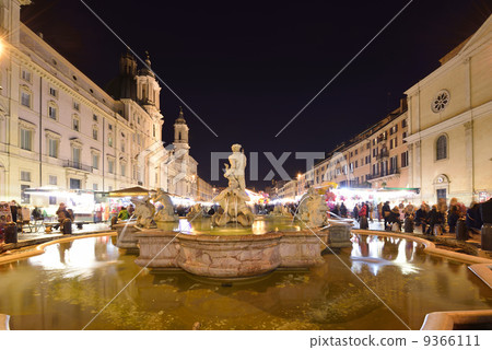 摩爾人的噴泉（羅馬 - 納沃納廣場） 9366111