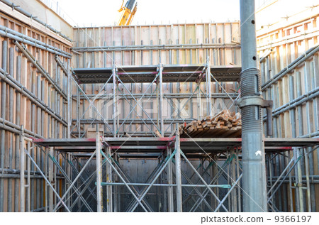 Form Building 9366197